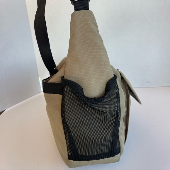 L.L. Bean Black and Tan Women  Messenger Bag - Picture 12 of 15